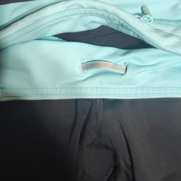 Lululemon Run Inspire Crop II pants women's sz 8 Black / Tonka Stripe Angle Blue - Picture 7 of 14